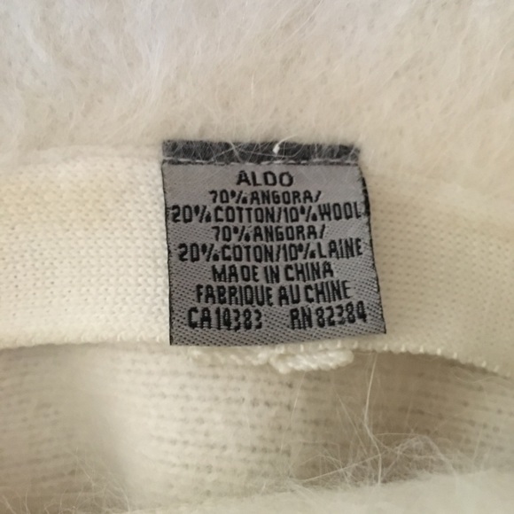 Fuzzy White Bell Hat 🤍Angora & Cotton - Picture 5 of 6